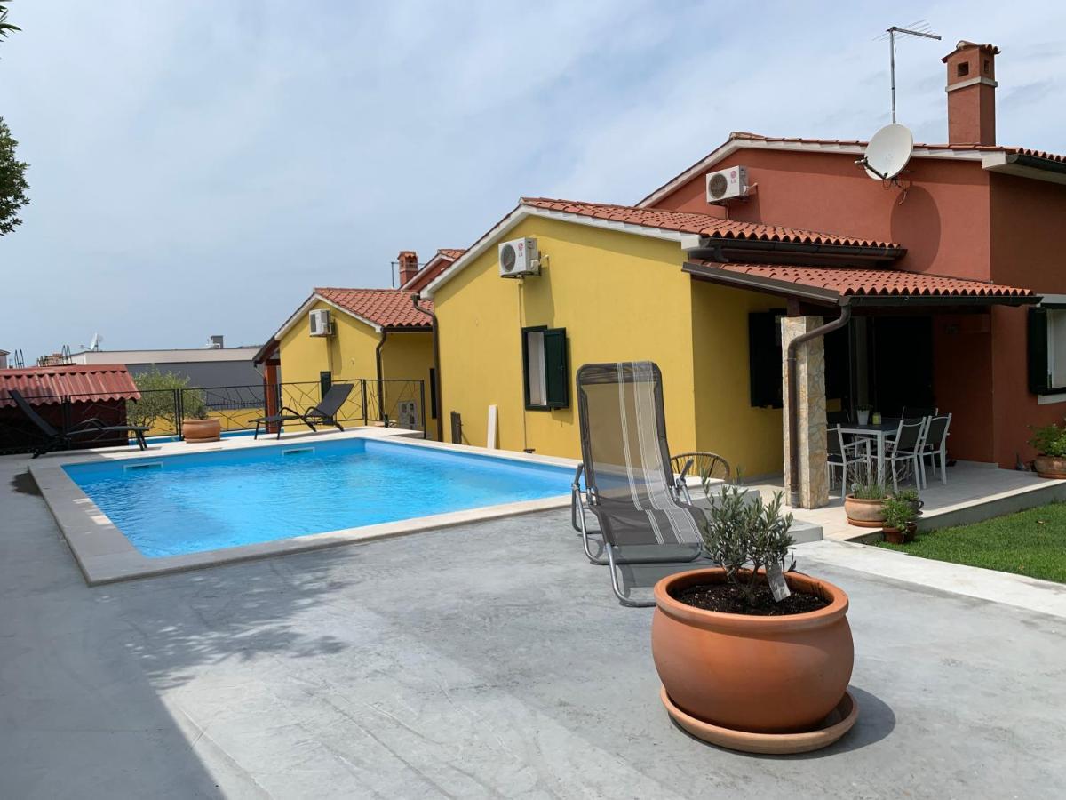 Kamenjak Volme, Cousy House With Pool Banjole Exteriér fotografie